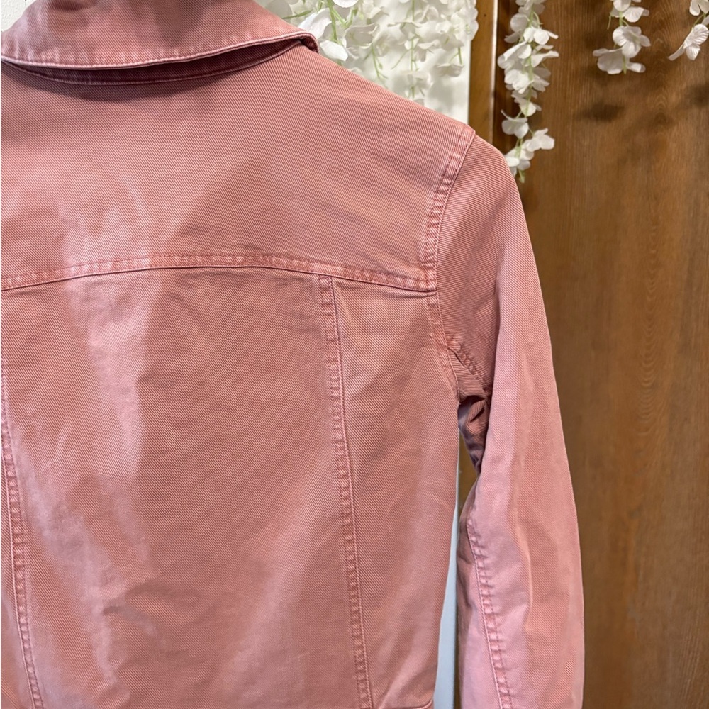 Faherty Rose Button-Up Jean Dress ๐ - Picture 10 of 12